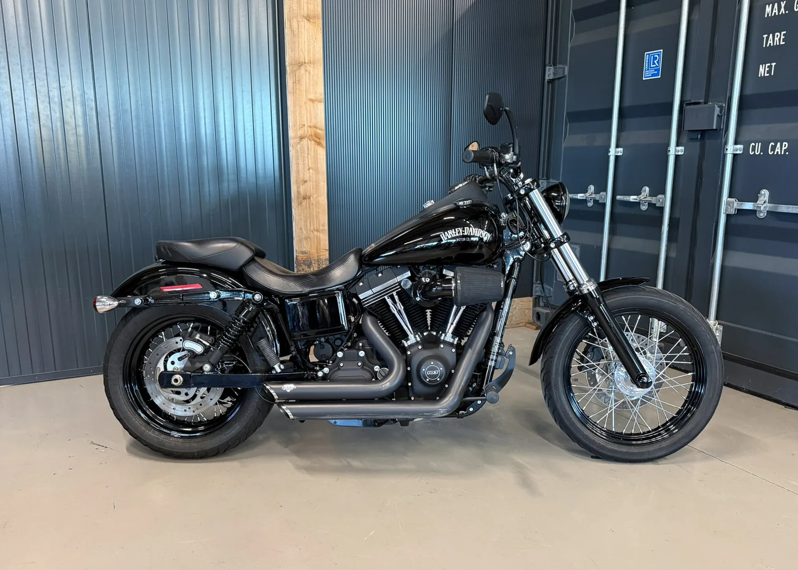Harley-Davidson Street Bob (2015) — foto 1