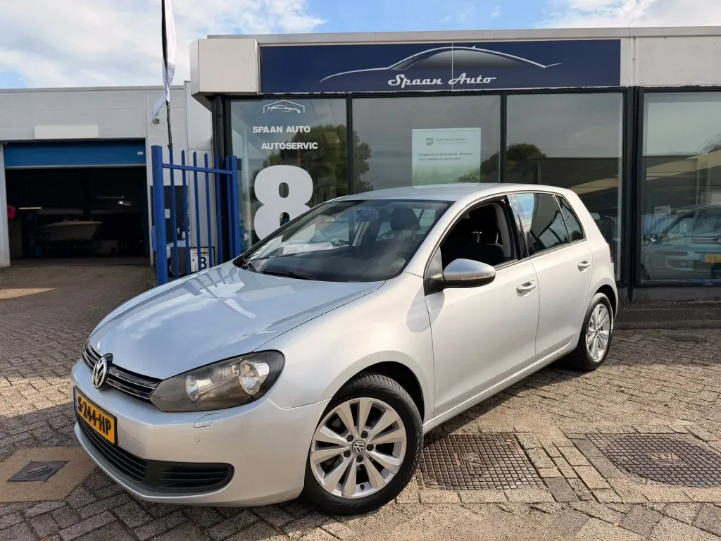 Volkswagen Golf (2011) — foto 1