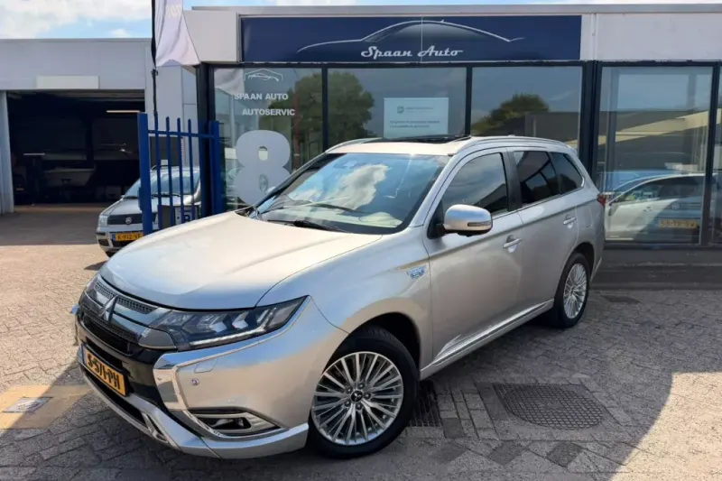 Mitsubishi Outlander (2019)