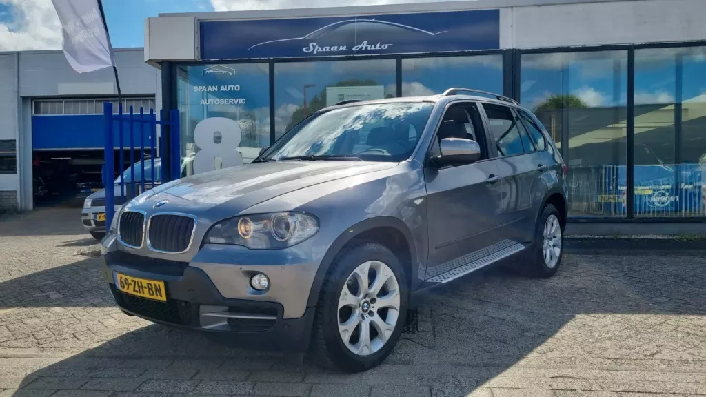 BMW X5 (2008) — foto 1