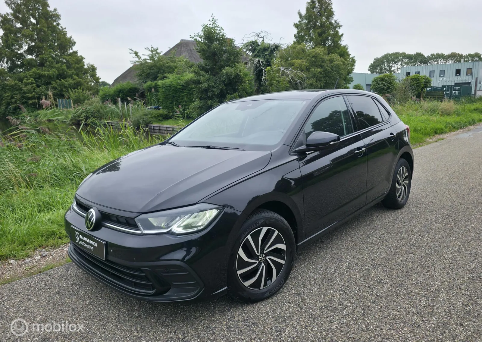 Volkswagen Polo (2023) — foto 1