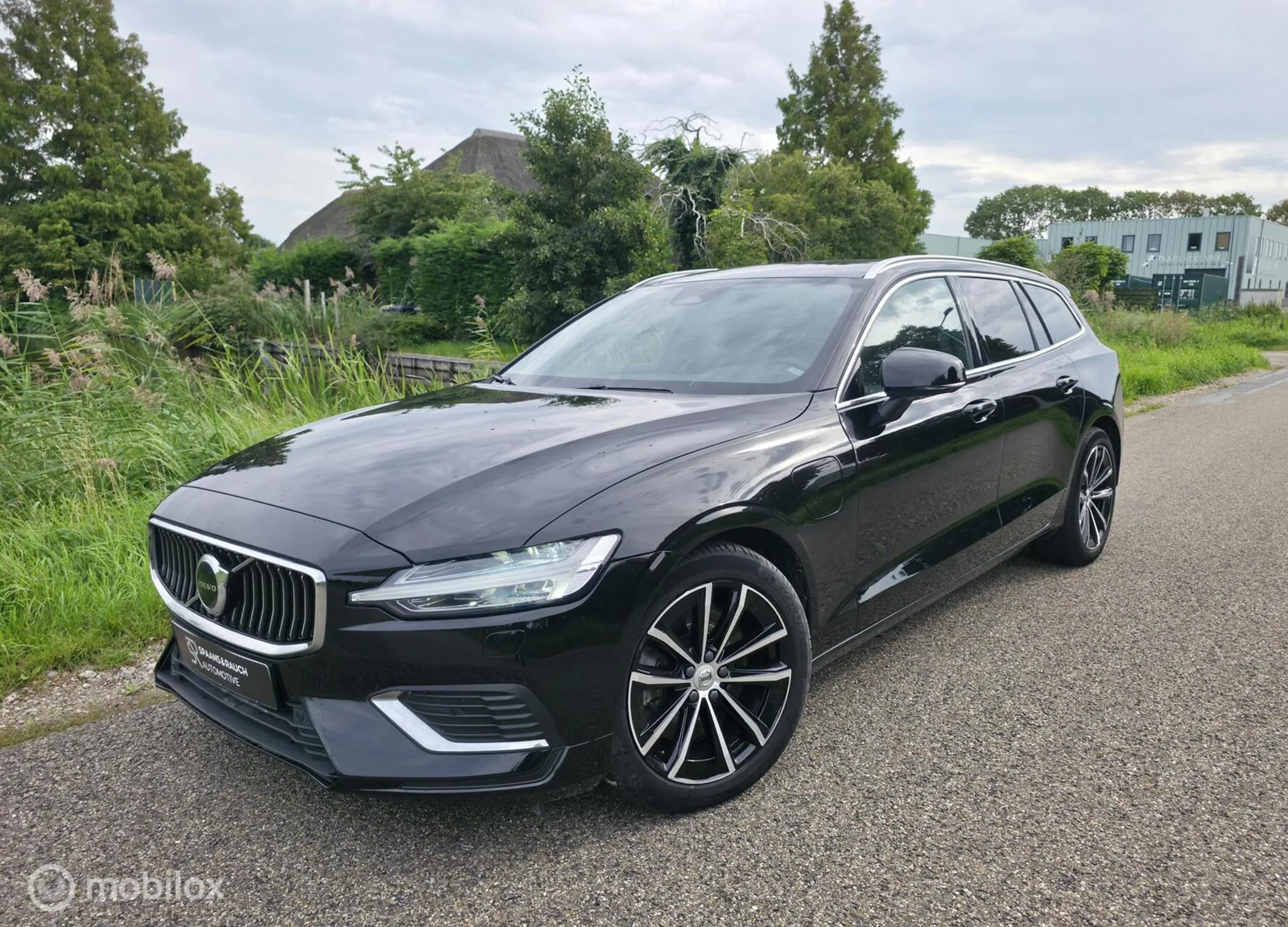 Volvo V60 (2024) — foto 1