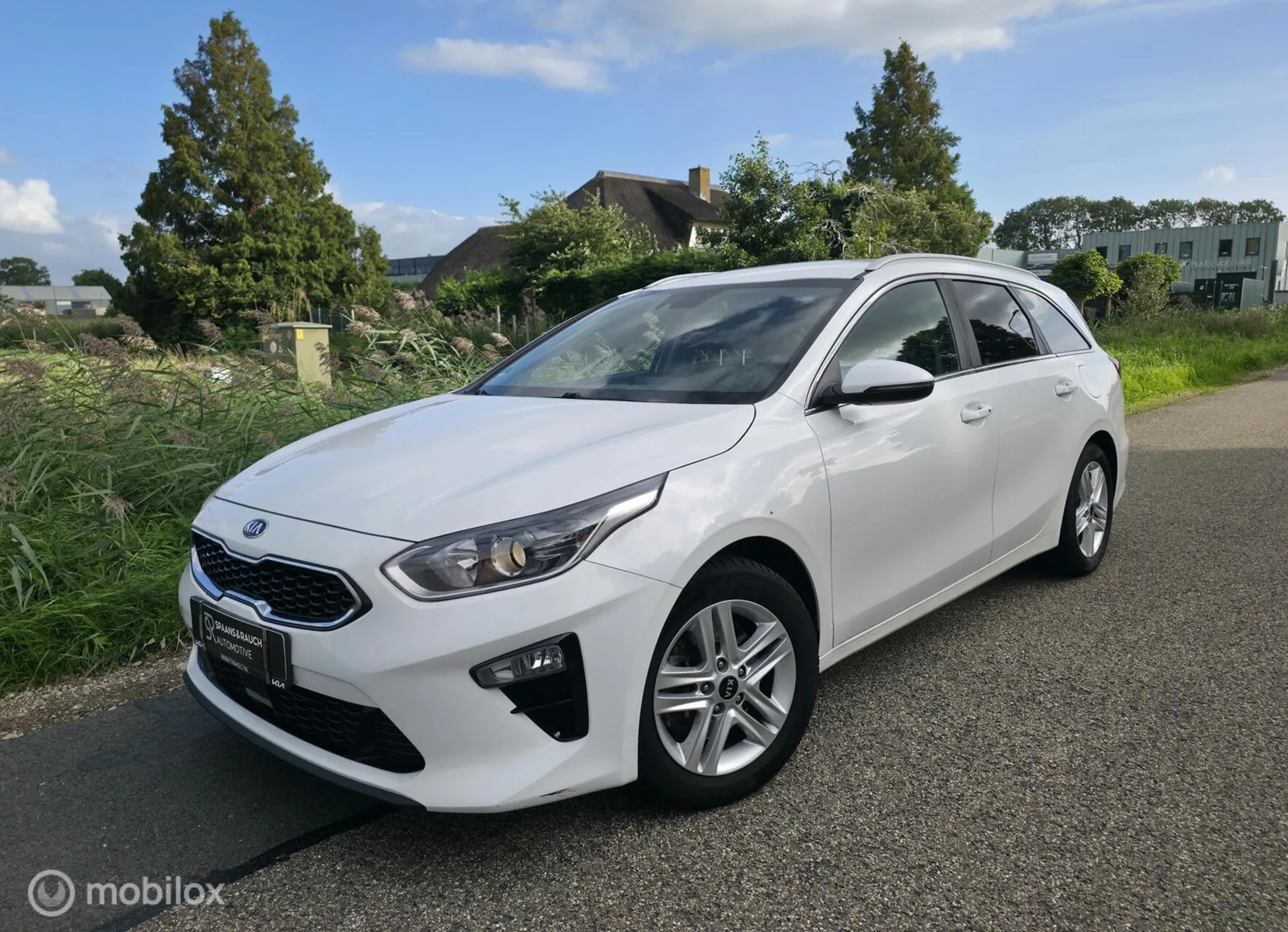 Kia Ceed (2020) — foto 1