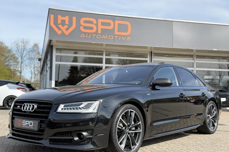 Audi S8 (2017)