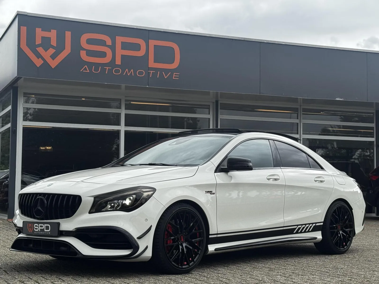Mercedes-Benz CLA-Klasse (2016) — foto 1