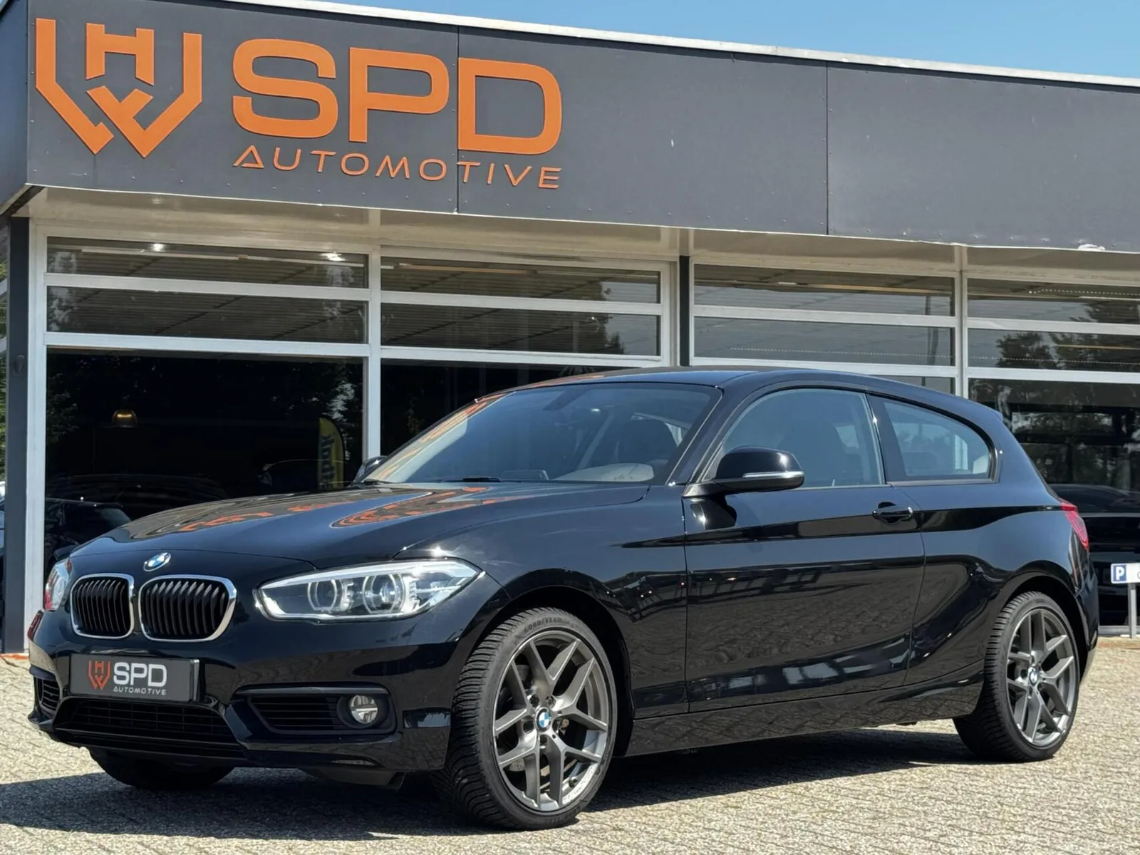 BMW 1-Serie (2018) — foto 1