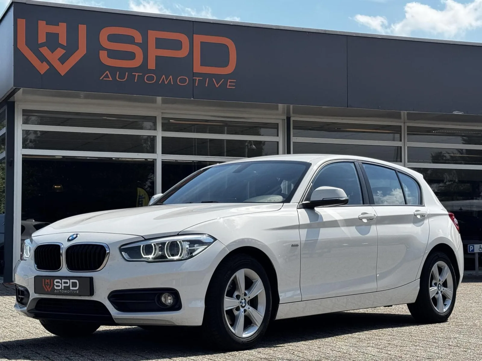 BMW 1-Serie (2016) — foto 1