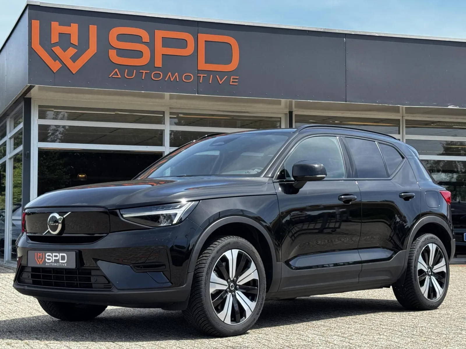 Volvo XC40 (2022) — foto 1
