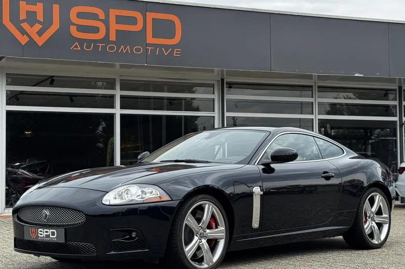Jaguar XKR (2007)