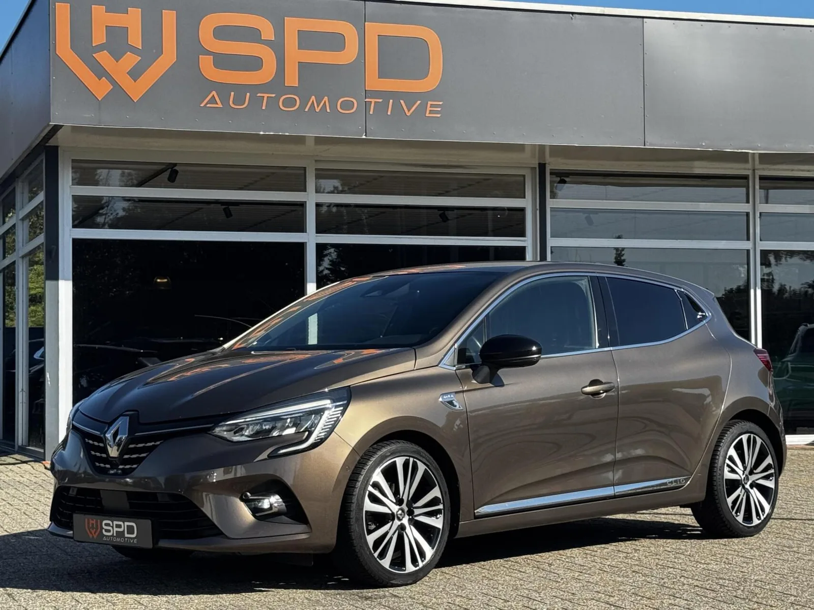Renault Clio (2020) — foto 1