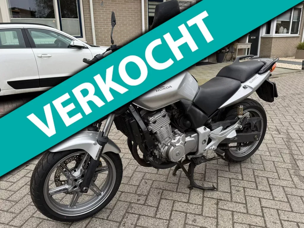 Honda CBF 500 (2005) — foto 1