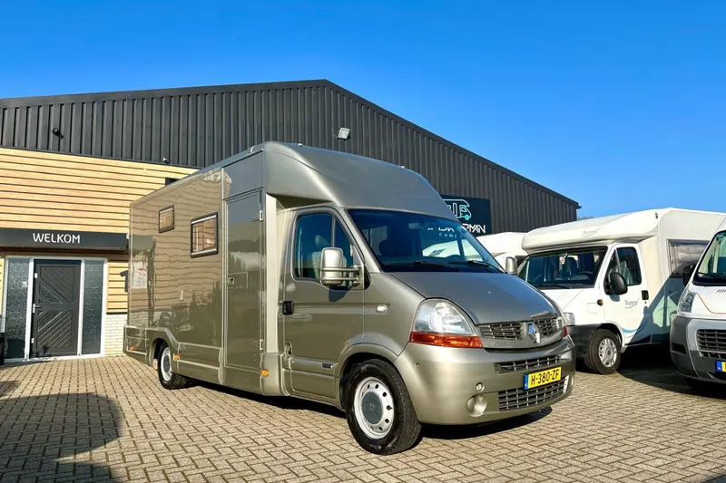 Renault Master (2009)