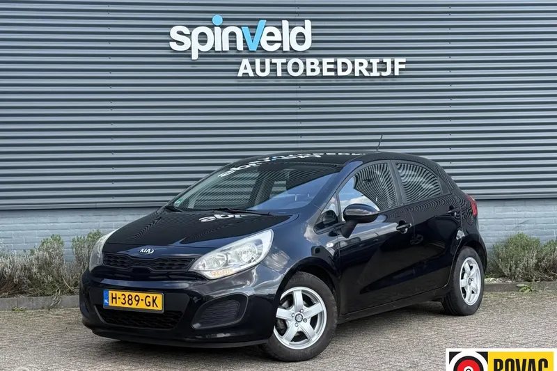 Kia Rio (2013)