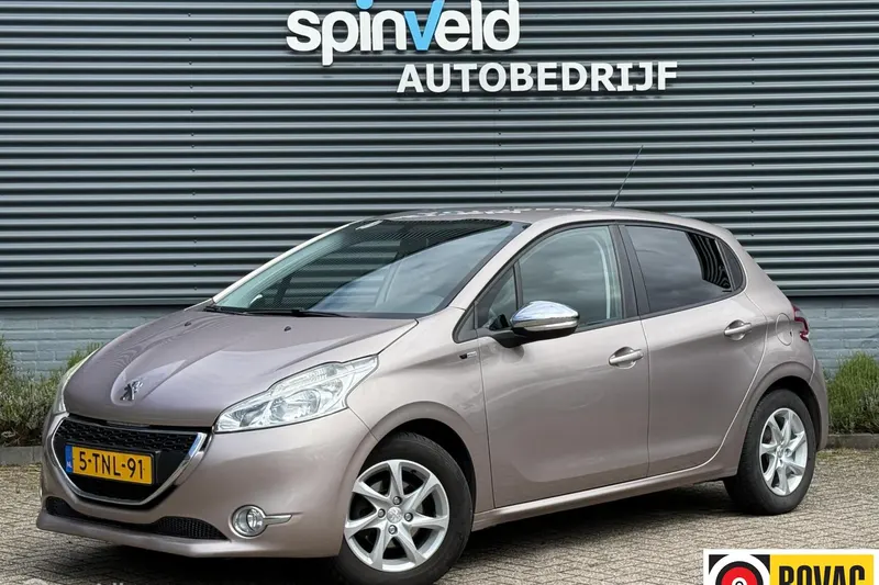 Peugeot 208 (2014)