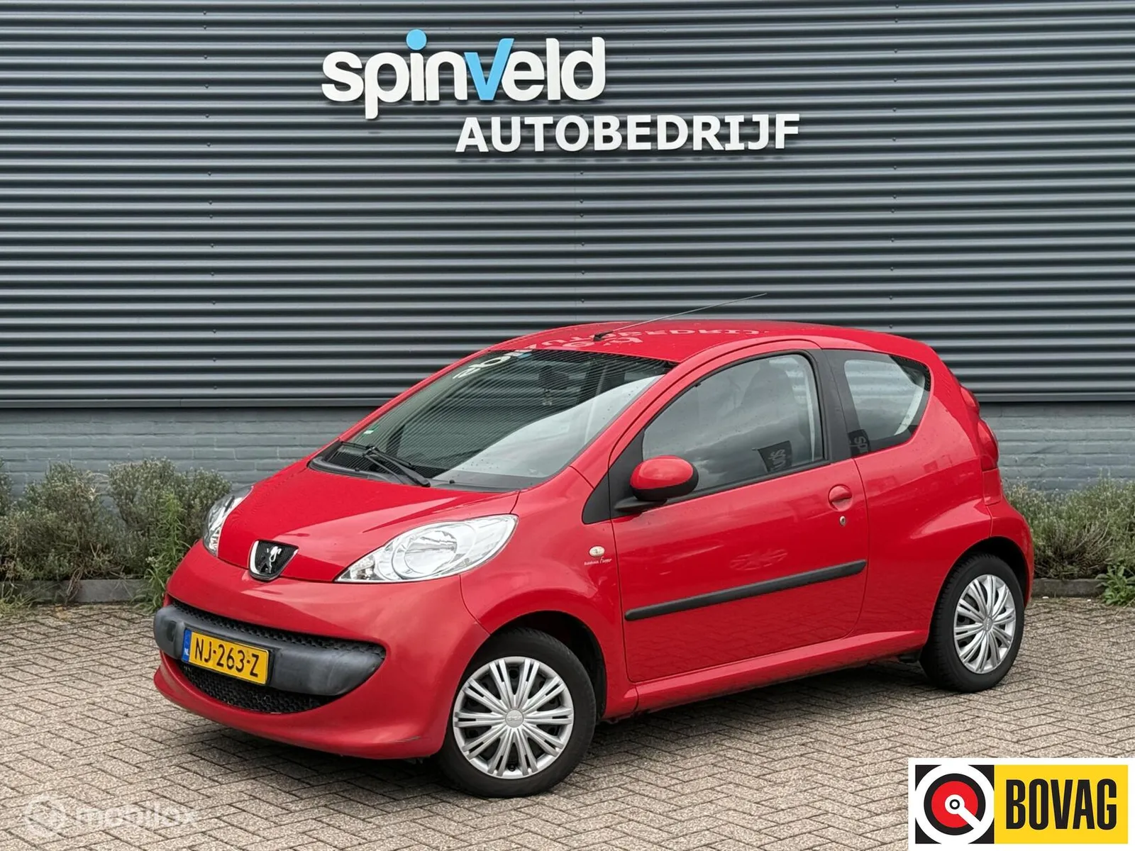 Peugeot 107 (2006) — foto 1