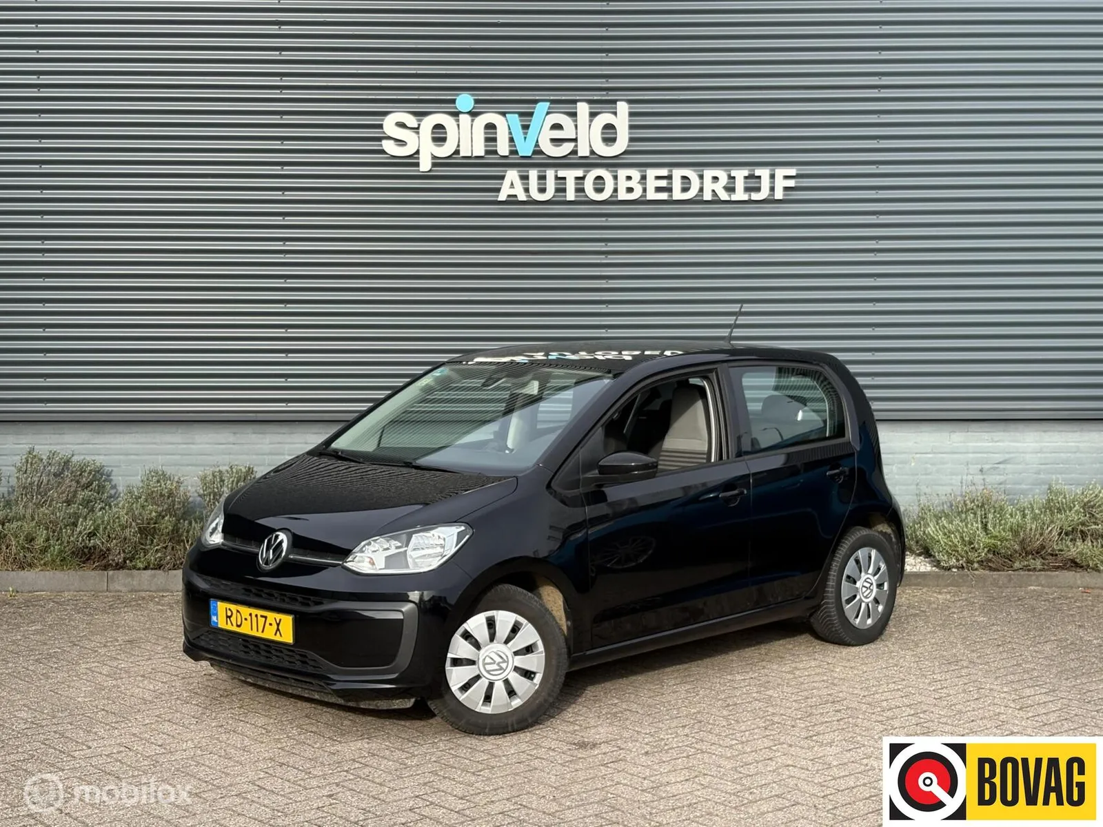 Volkswagen Up! (2017) — foto 1