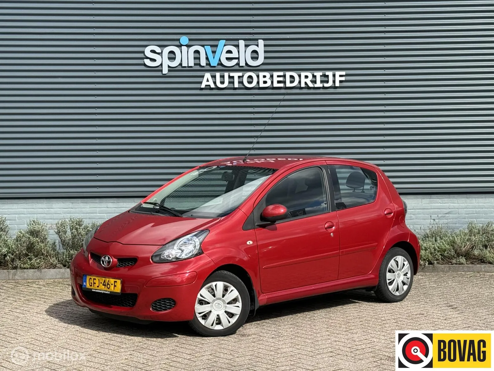 Toyota Aygo (2011) — foto 1