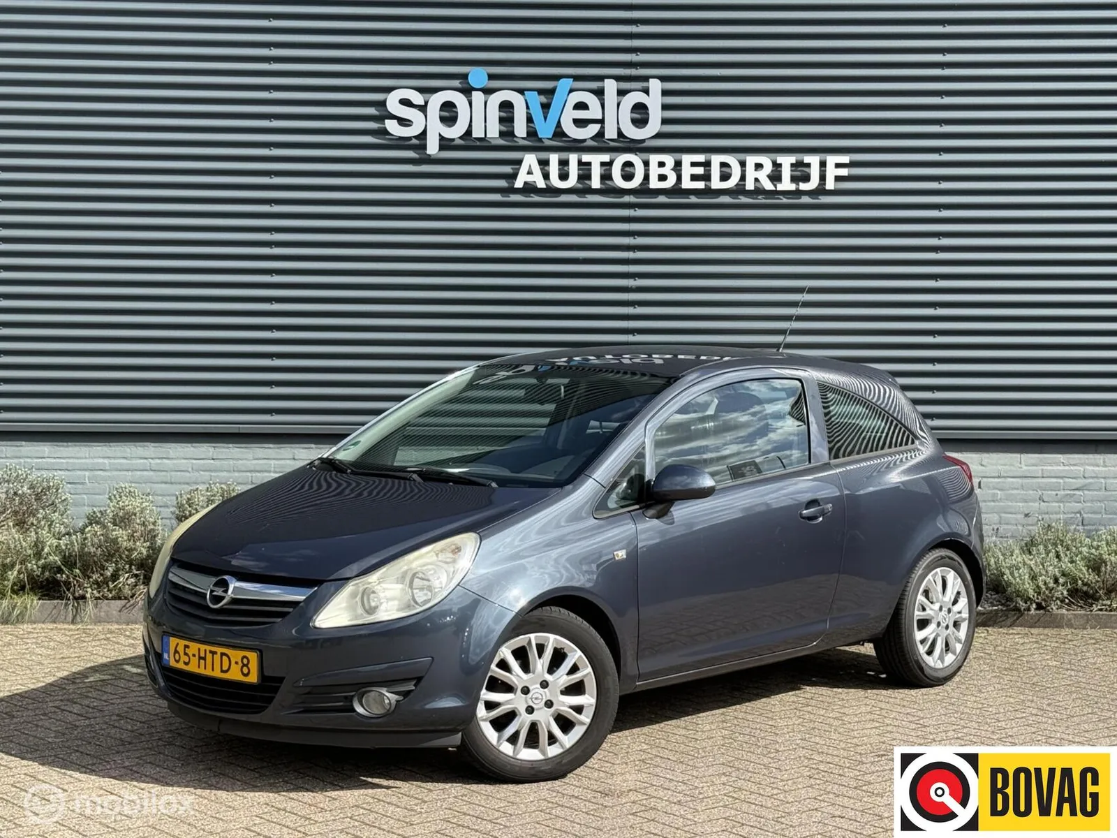 Opel Corsa (2009) — foto 1
