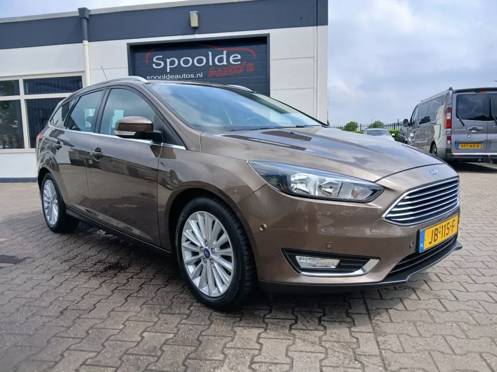 Ford Focus (2016) — foto 1