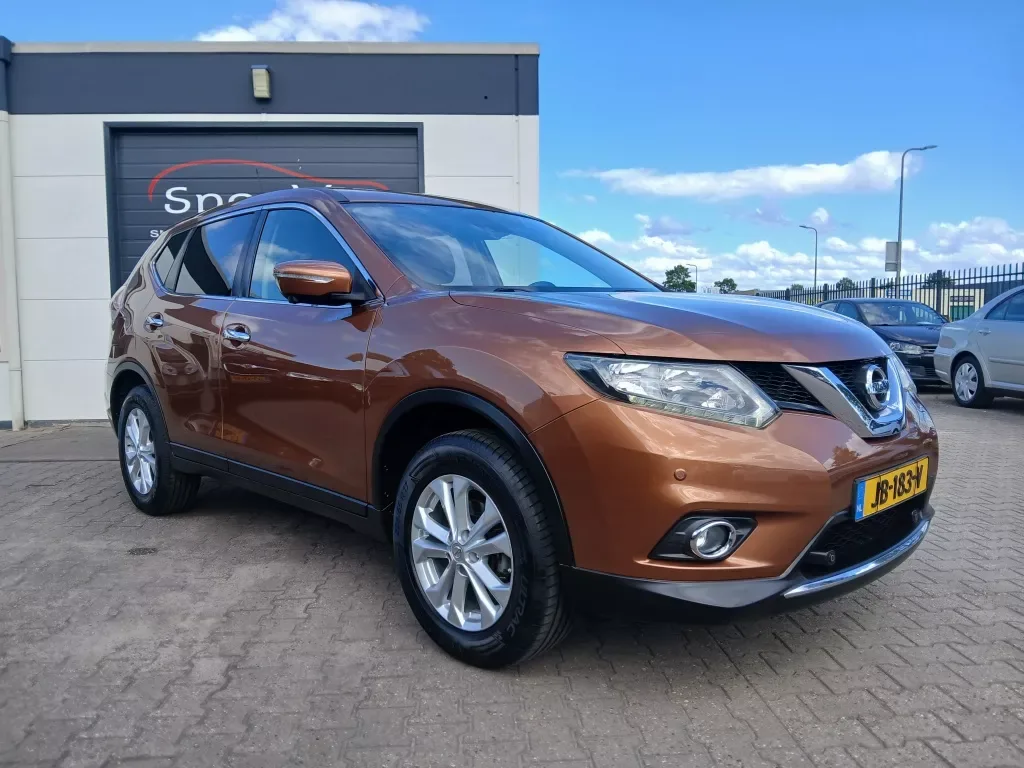 Nissan X-Trail (2016) — foto 1