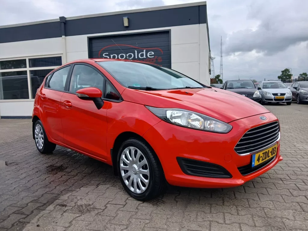 Ford Fiesta (2014) — foto 1