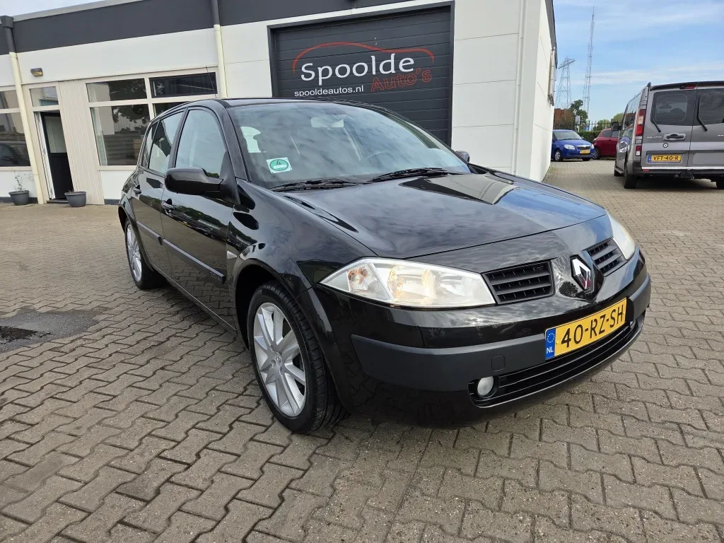 Renault Mégane (2005) — foto 1