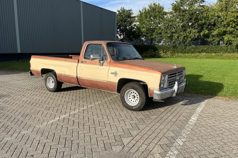 Chevrolet C10 (1986)