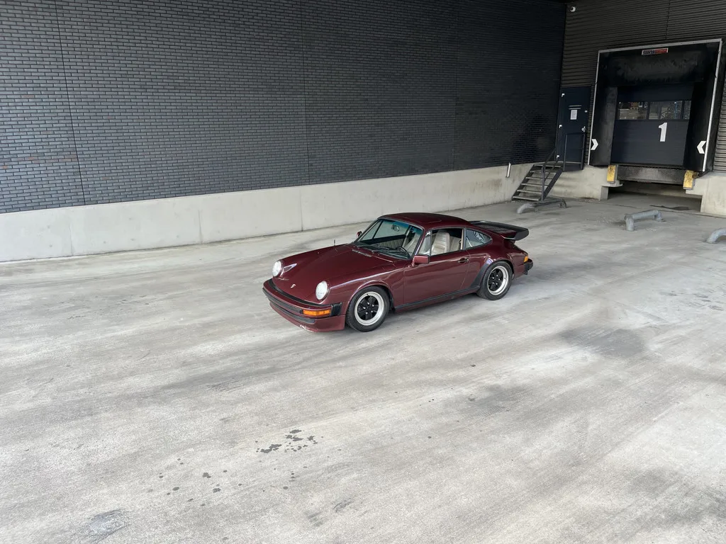Porsche 911 (1984) — foto 1
