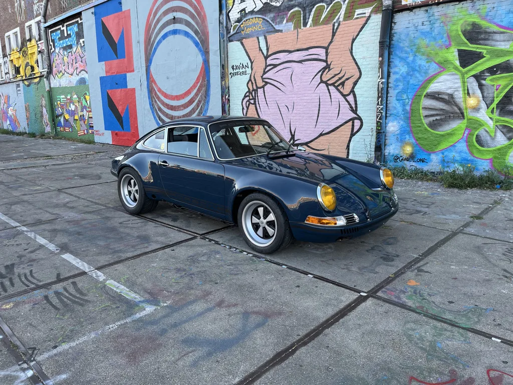 Porsche 911 (1987) — foto 1