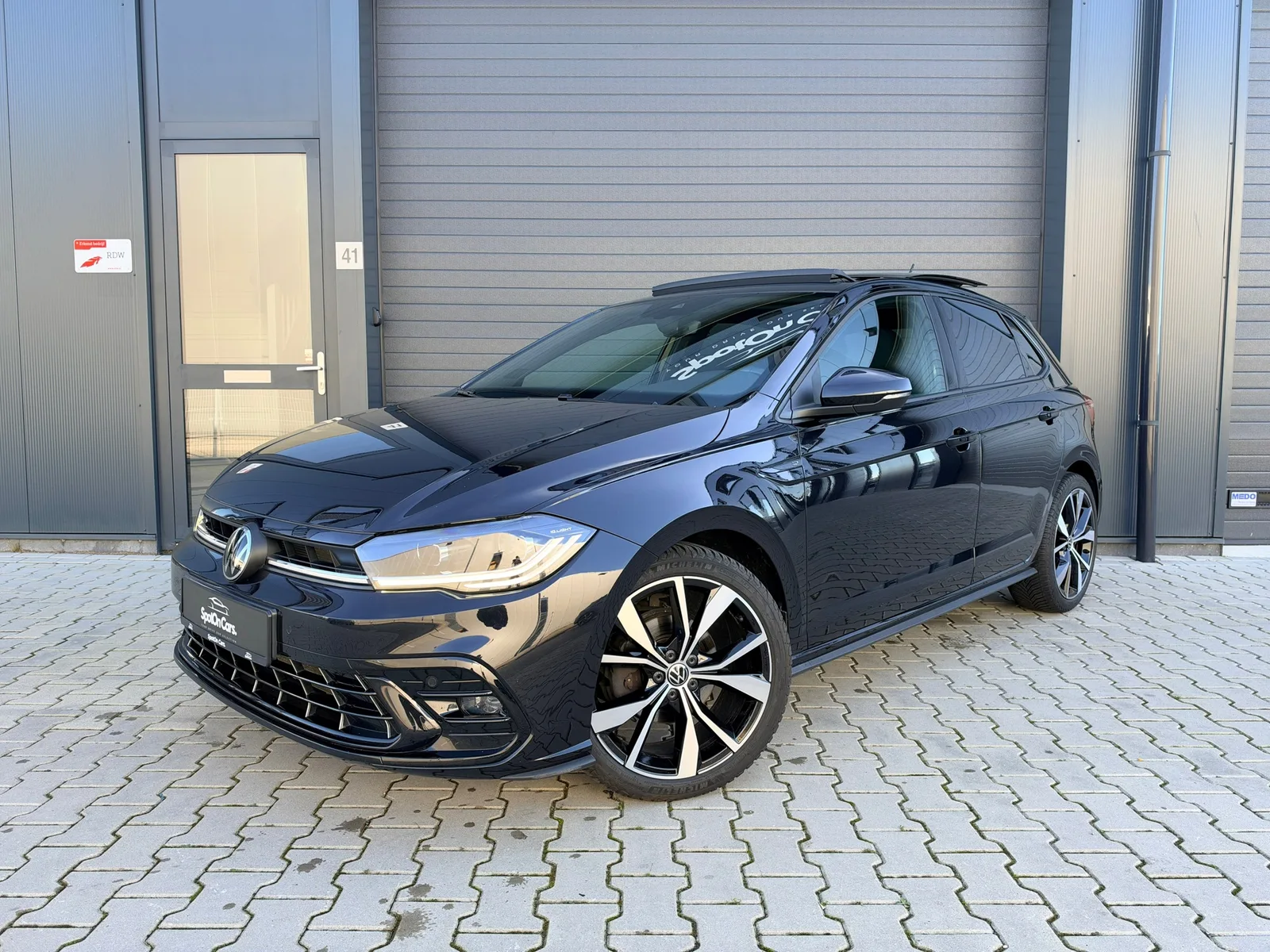 Volkswagen Polo (2023) — foto 1