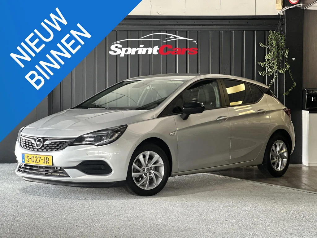 Opel Astra (2021) — foto 1