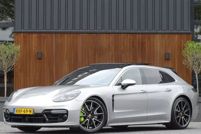 Porsche Panamera (2019)