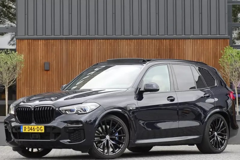 BMW X5 (2022)