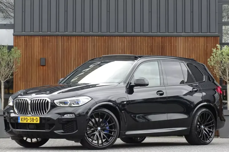 BMW X5 (2021)