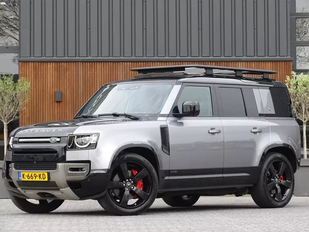 Land Rover Defender (2021) — foto 1