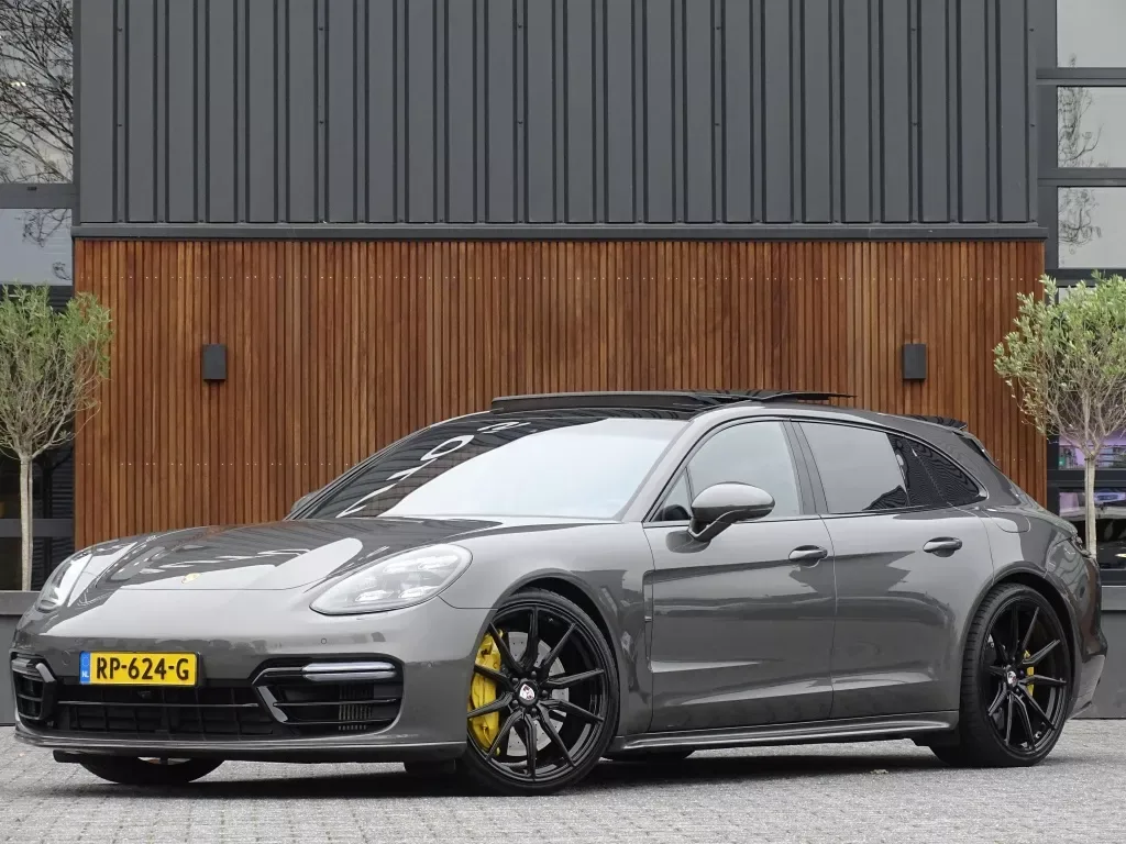 Porsche Panamera (2018) — foto 1