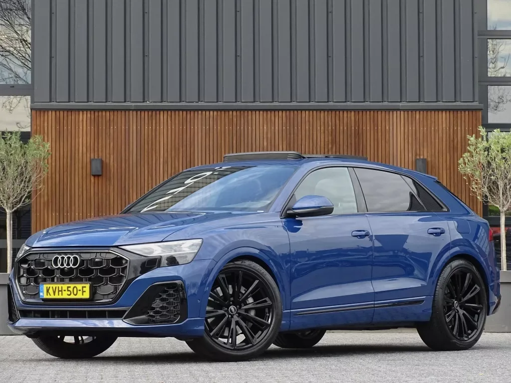 Audi Q8 (2024) — foto 1