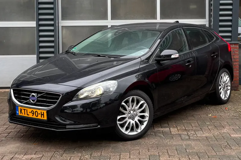 Volvo V40 (2013)