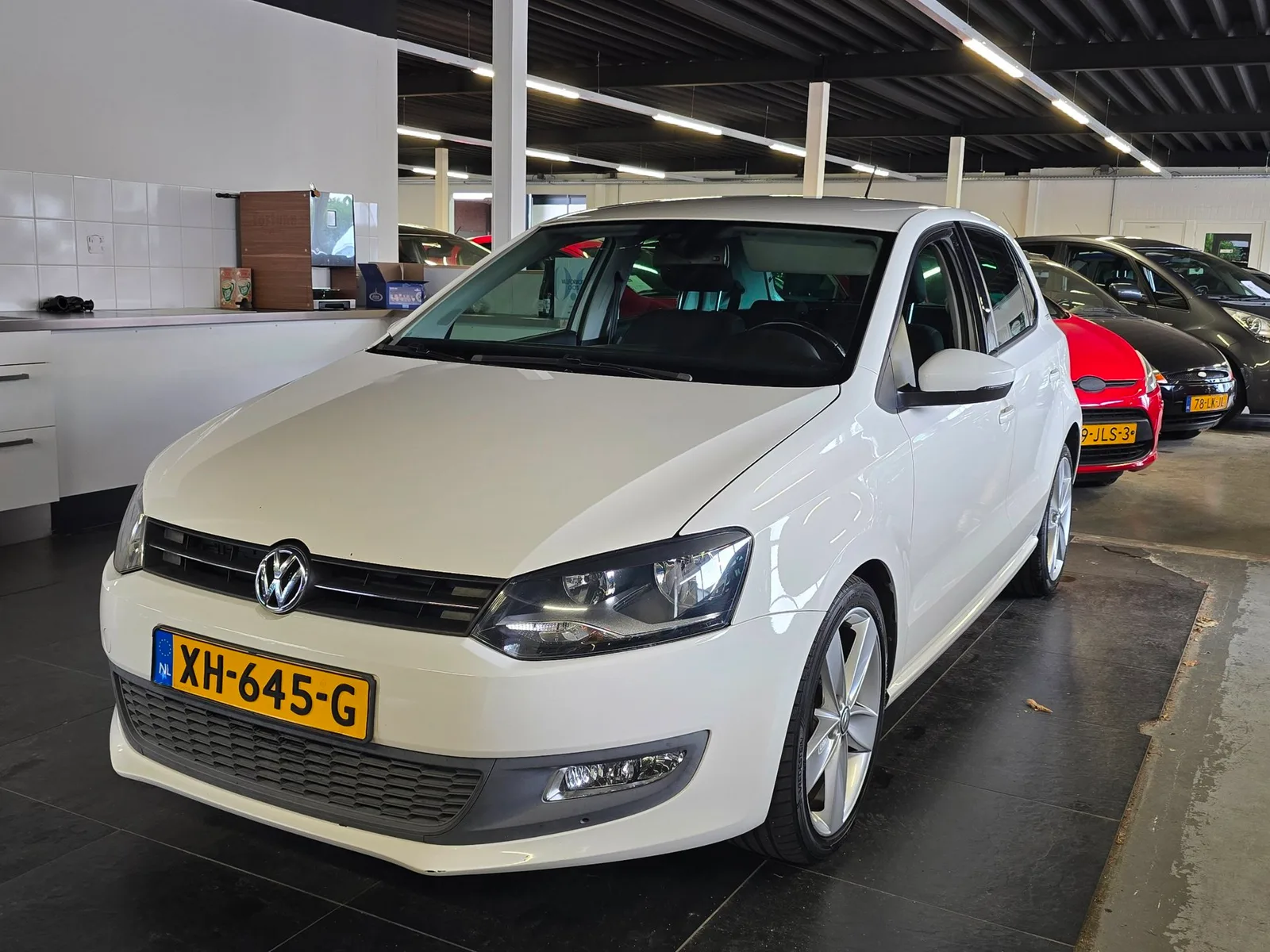 Volkswagen Polo (2010) — foto 1