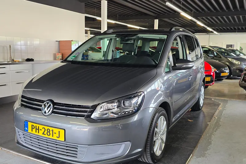 Volkswagen Touran (2011)