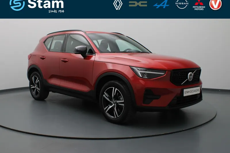 Volvo XC40 (2024)