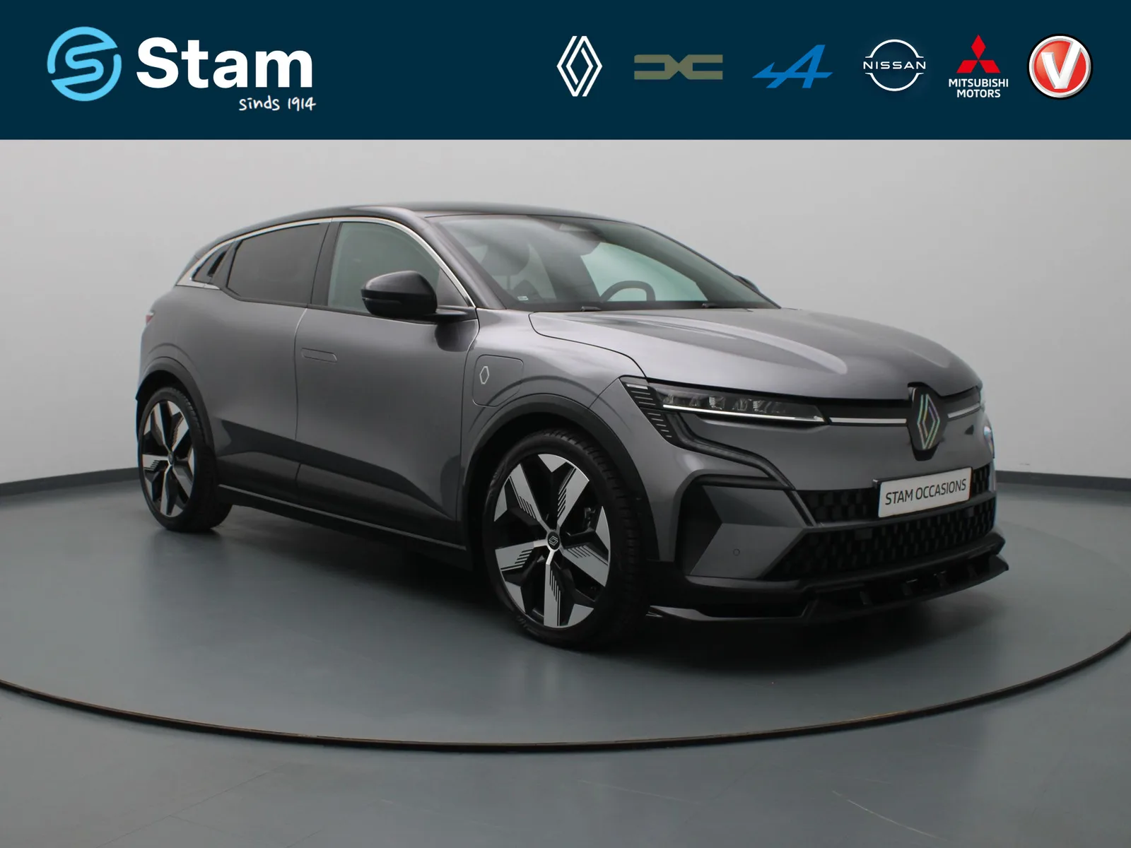 Renault Mégane E-Tech (2024) — foto 1