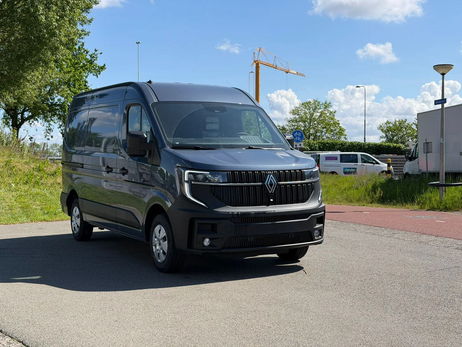 Renault Master (2024) — foto 1