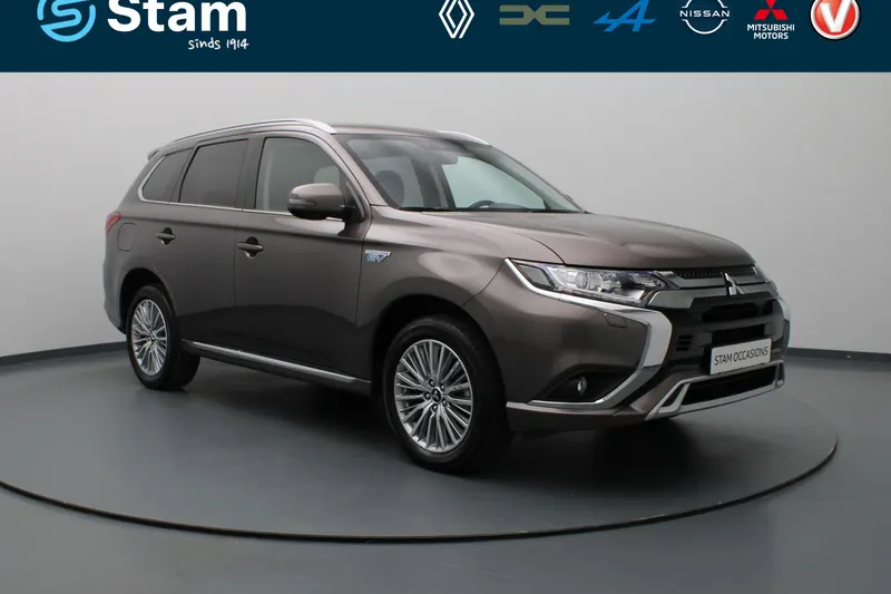 Mitsubishi Outlander (2021)