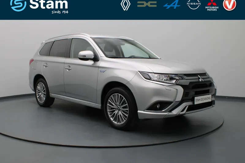 Mitsubishi Outlander (2021)