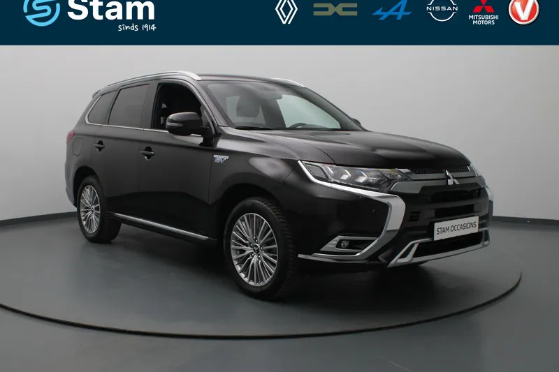 Mitsubishi Outlander (2021)