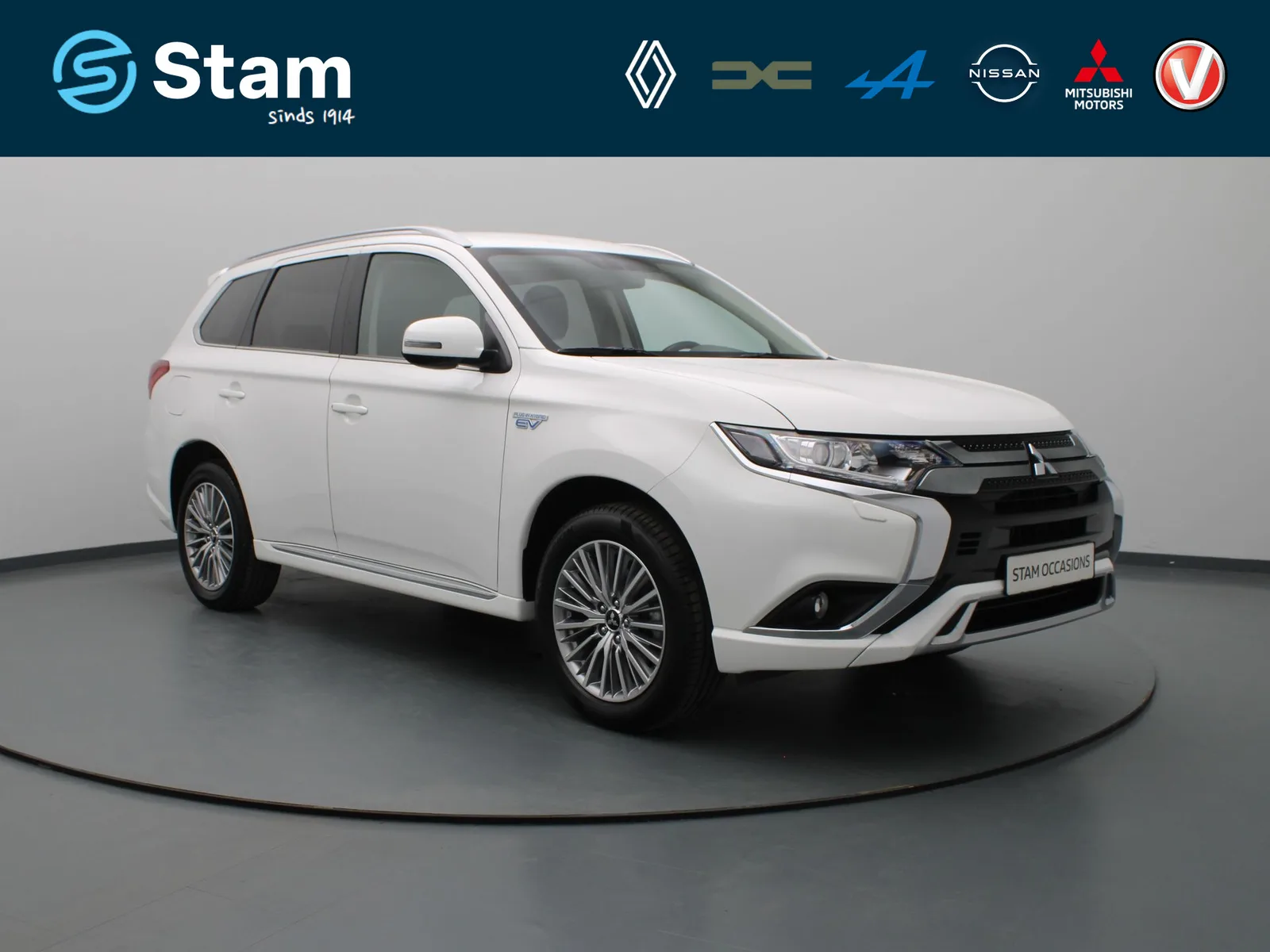 Mitsubishi Outlander (2021) — foto 1