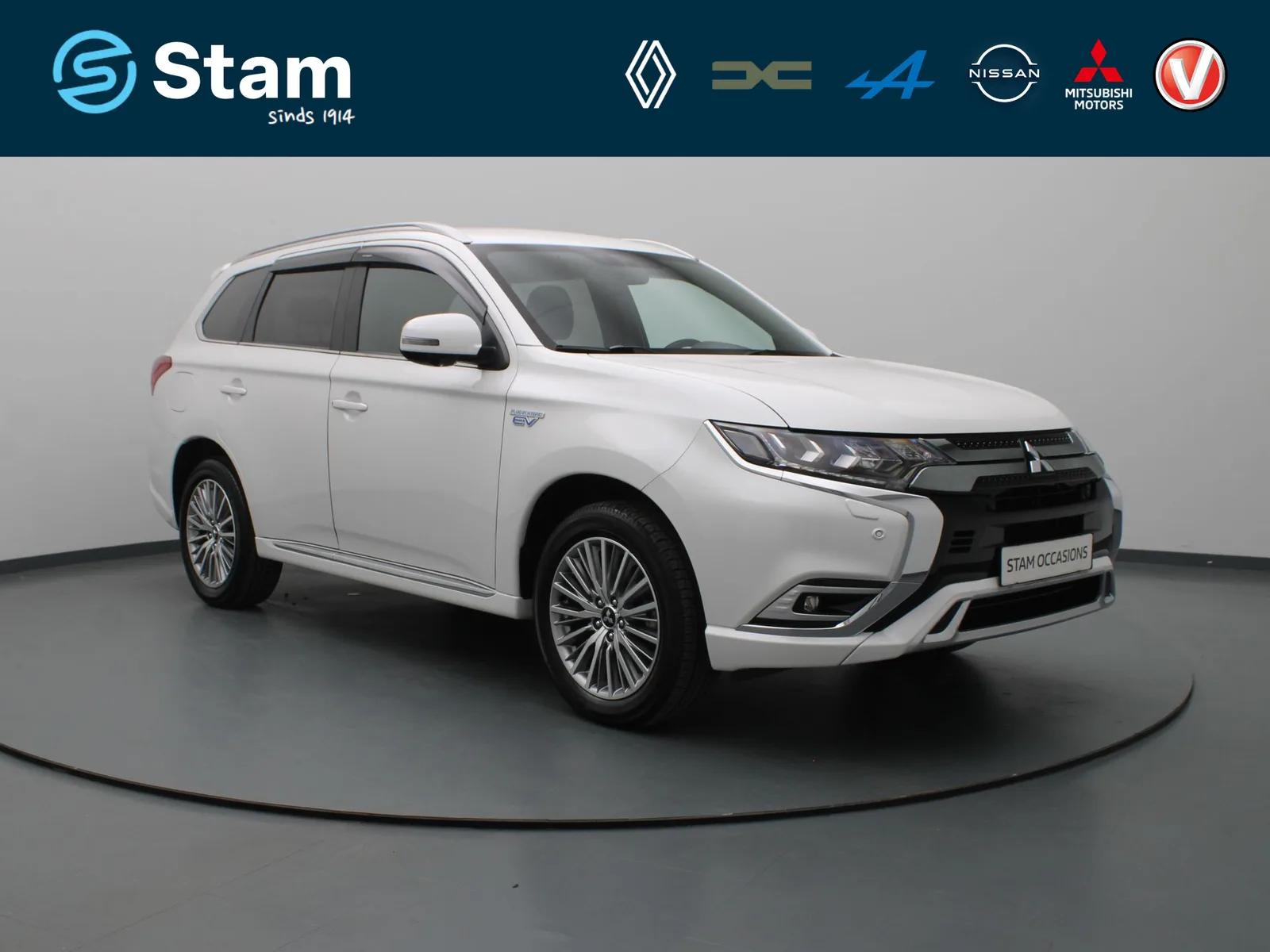 Mitsubishi Outlander (2021) — foto 1