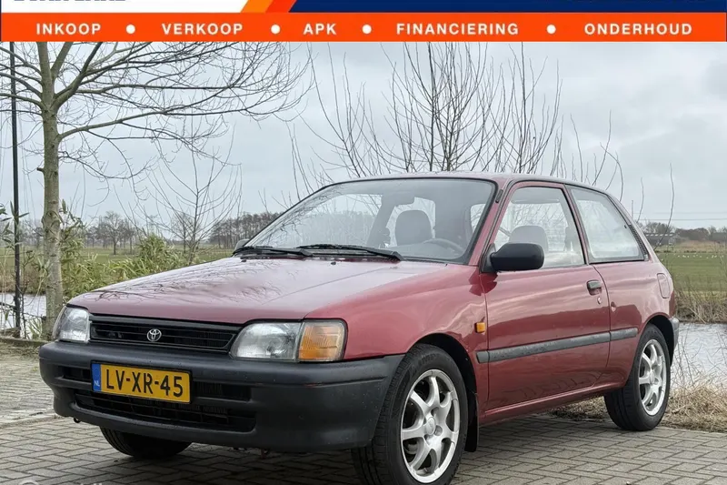 Toyota Starlet (1995)