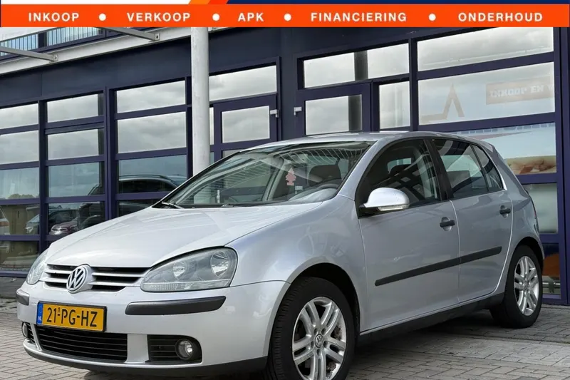 Volkswagen Golf (2004)